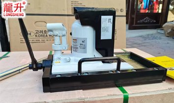 高端搬運(yùn)工具：龍升帶滑臺(tái)爪式千斤頂